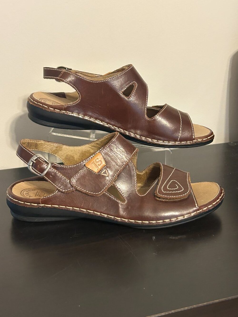 JOSEF SEIBEL 77124 Sz 9 Brown Leather Swirl Open Toed Sandals Shoes